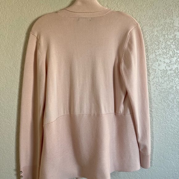 LIKE NEW Verve ami size medium light pink colored open front cover sweater. - Picture 5 of 5